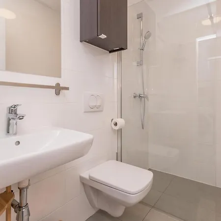 2 Bedroom Amazing In 아파트