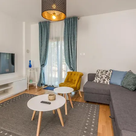Apartamento 2 Bedroom Amazing In